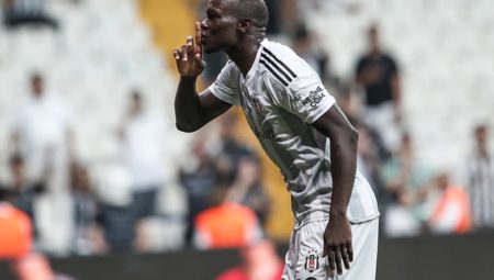 Beşiktaş’ta Aboubakar sürprizi yaşanıyor! Yine Araplar yine yüksek maaş! Ya giderse?