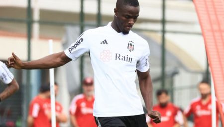 Beşiktaş’ta Bailly sakatlandı! Durumu nasıl? Hafta sonu oynayabilecek mi?