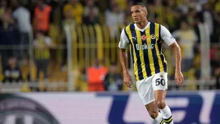 Becao amaliyet oldu! Fenerbahçe’den resmi açıklama…