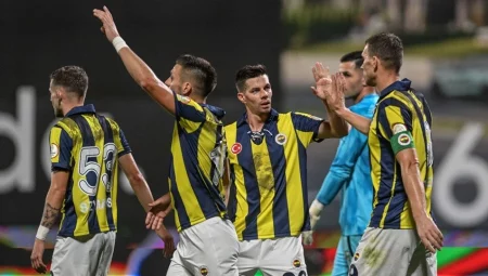 Fenerbahçe acil toplanıyor! Gündem “stoper”