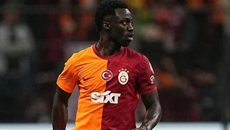 Galatasaray’da Sanchez Manhester United maçında oynayabilecek mi?