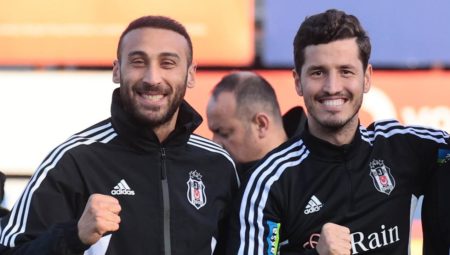 Beşiktaş’ta 2 yıldız ismin geleceği merakla bekleniyor! Hasan Arat…